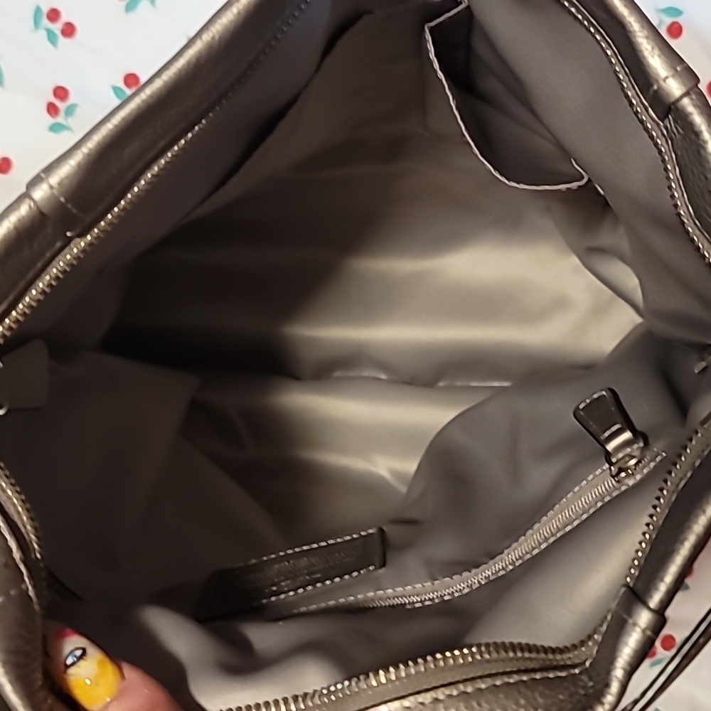 Coach Purse - Picture 11 of 12